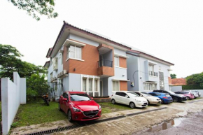 Гостиница RedDoorz Plus near Siloam Karawaci  Тангеранг